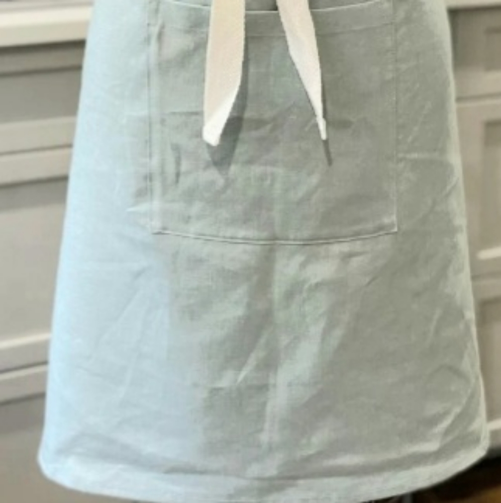 Apron - Picture 4 of 4